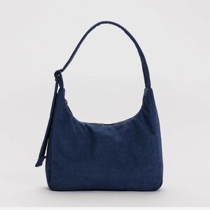 BAGGU Nylon Shoulder Bag in Navy